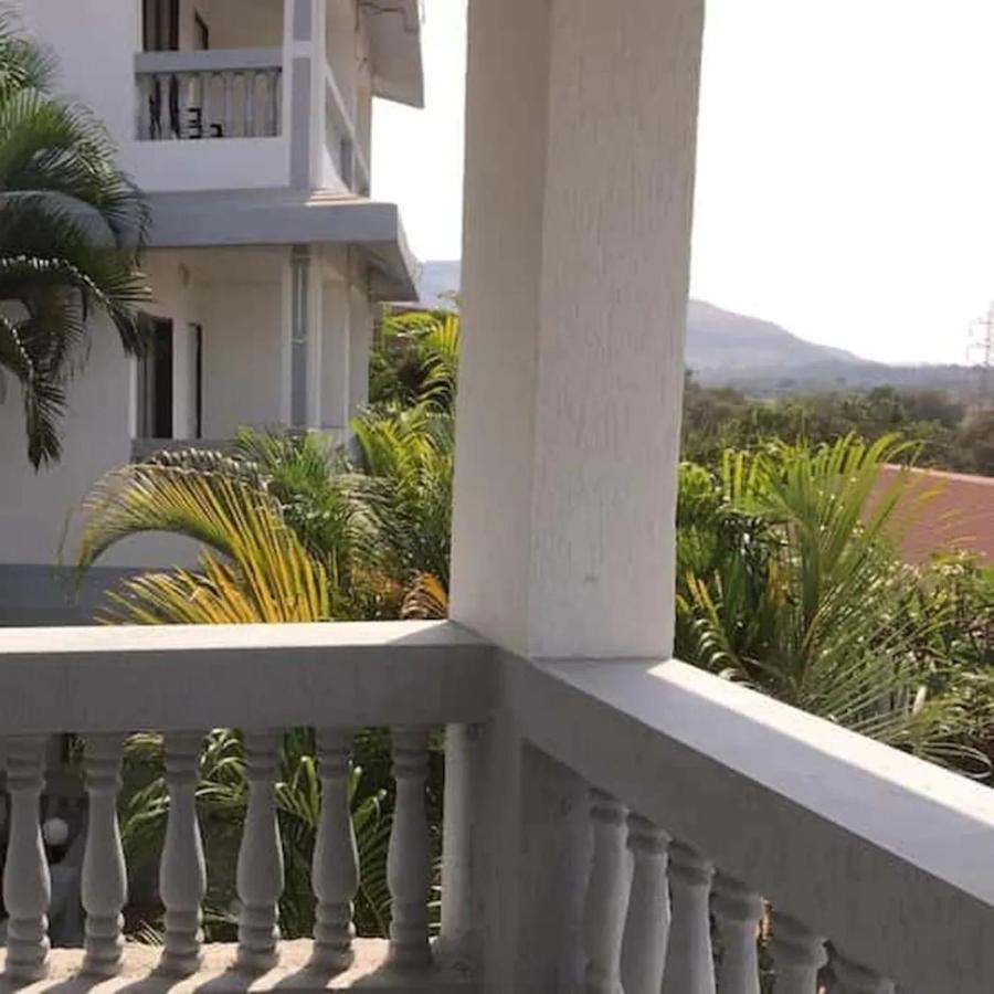 Hotel Complimentary Water Park Igatpuri Esterno foto